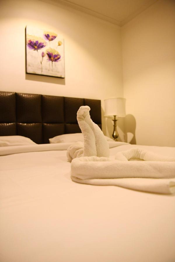 Continental Suite Salmiya Extérieur photo